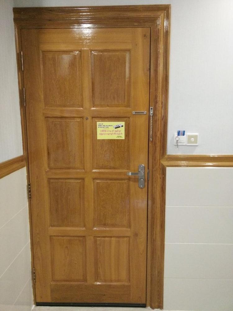 ไนลอน โฮเต็ล Hotel มัณฑะเลย์ ภายนอก รูปภาพ